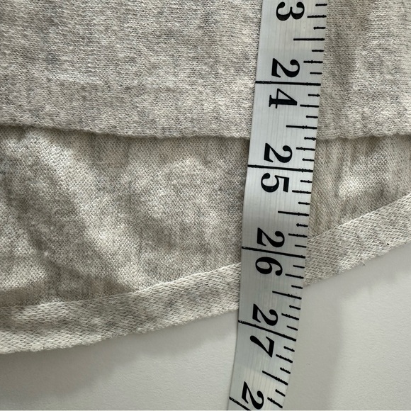 Vince Top Womens small Soft Long‎ Sleeve Stretch Beige - Picture 6 of 6